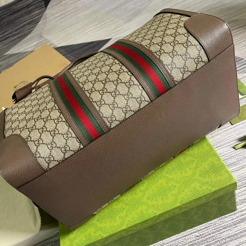 Gucci 645021 GG Duffle Bag s webovým koženým hnědým.