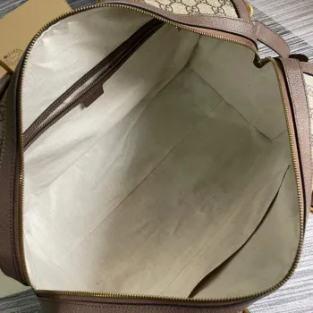 Gucci 645021 GG Duffle Bag s webovým koženým hnědým.