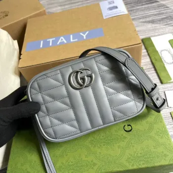 Gucci 634936 GG Marmont Mini Kabelka přes rameno Šedá