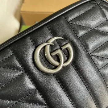 Gucci 634936 GG Marmont Mini Ramenní Taška Černá