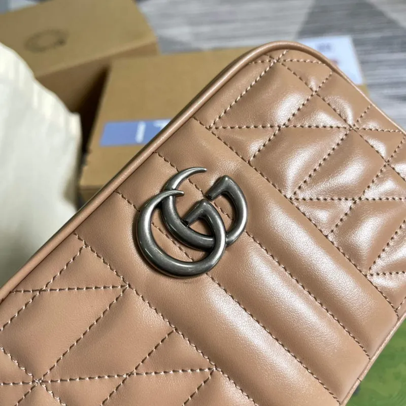 Gucci 634936 GG Marmont Mini Ramenní Taška Meruňková