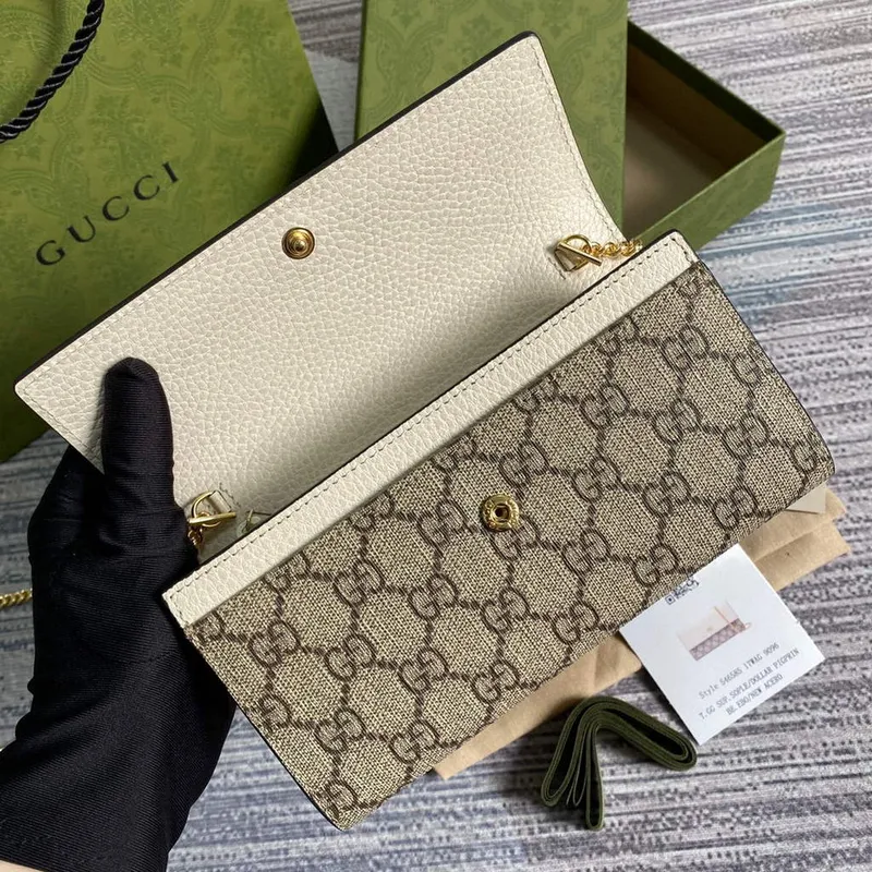 Gucci 546585 GG Marmont Řetězová peněženka Bílá