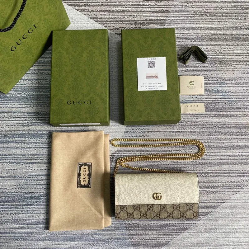 Gucci 546585 GG Marmont Řetězová peněženka Bílá