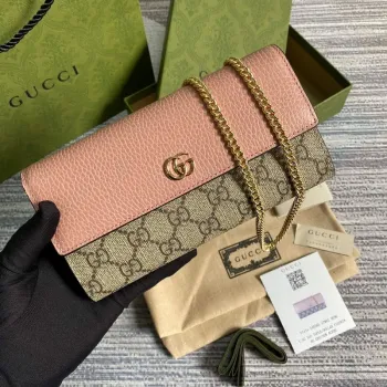 Gucci 546585 GG Marmont Řetězová Peněženka Růžová