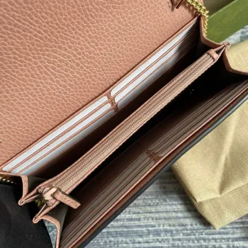 Gucci 546585 GG Marmont Řetězová Peněženka Růžová