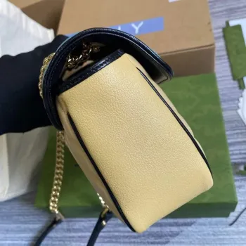 Gucci 443497 Online Exclusive GG Marmont Malá Taška