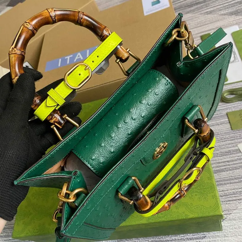 Gucci Diana Malá Taška Tote Pytel S Příčným Uchem 660195 Zelená