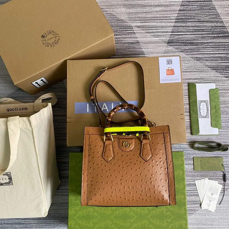 Gucci Diana Malá Taška Tote Pytel S Příčným Uchem 660195 Hnědá