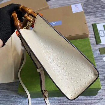 Gucci Diana Malá Tote Taška Pštrosí Taška s Horní Rukojetí 660195 Béžová