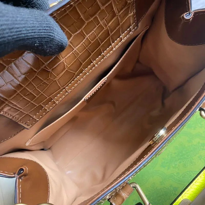 Gucci Diana Malá Tote Taška Krokodýlí Taška s Horní Rukojetí 660195 Hnědá