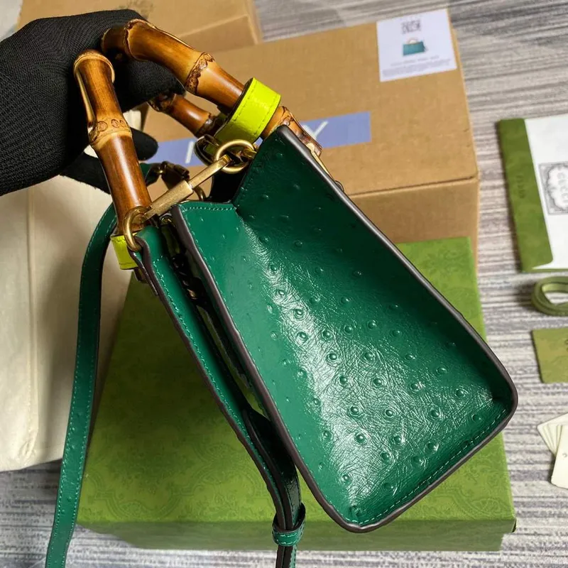 Gucci Diana Mini Tote Bag Pštrosí kůže Kabelka s horní rukojetí Gucci 655661 Zelená