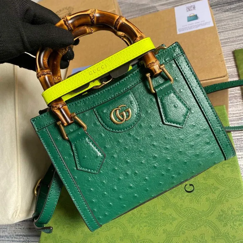 Gucci Diana Mini Tote Bag Pštrosí kůže Kabelka s horní rukojetí Gucci 655661 Zelená