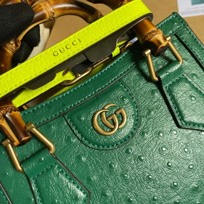 Gucci Diana Mini Tote Bag Pštrosí kůže Kabelka s horní rukojetí Gucci 655661 Zelená