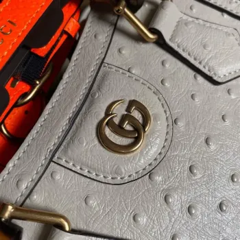 Gucci Diana Mini Tote Bag Pštrosí kůže Kabelka s horní rukojetí Gucci 655661 Béžová