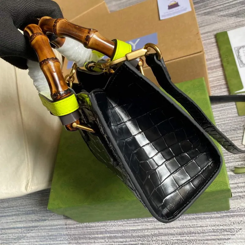 Gucci Diana Mini Tote Bag Krokodýlí kůže S držadlem Gucci 655661 Černá