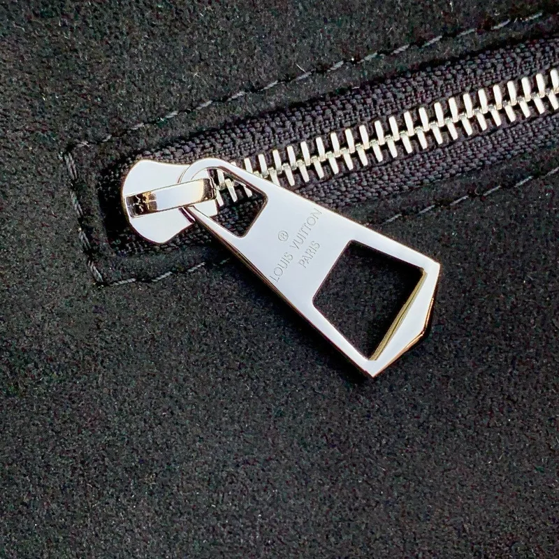 LV M12888 Louis Vuitton CarryAll Vibe BB Taška Černá