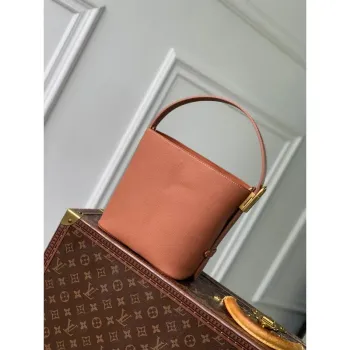 LV M14416 Louis Vuitton Low Key All In BB Taška Karamelová Hnědá