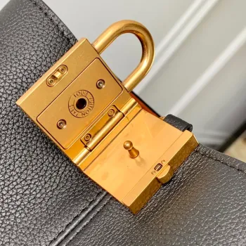 LV M25543 Louis Vuitton Low Key All In BB Taška Černá