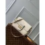 LV M25050 Louis Vuitton Dauphine Soft MM Taška Bílá