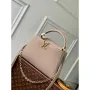 LV M12935 Louis Vuitton Capucines MM Kabelka Galet Šedá