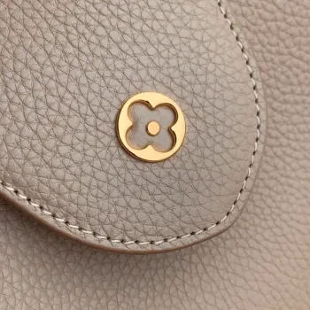 LV M12935 Louis Vuitton Capucines MM Kabelka Galet Šedá