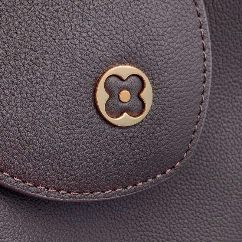 LV M12927 Louis Vuitton Capucines MM Souple Taška Hnědá čokoláda