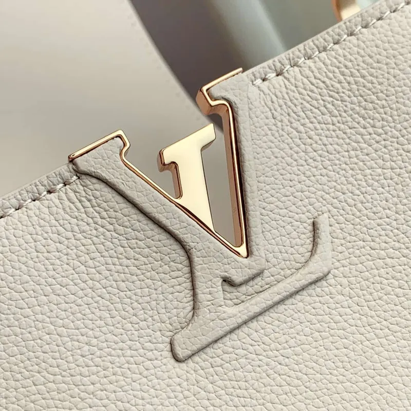 LV M12929 Louis Vuitton Capucines MM Souple Taška Greige