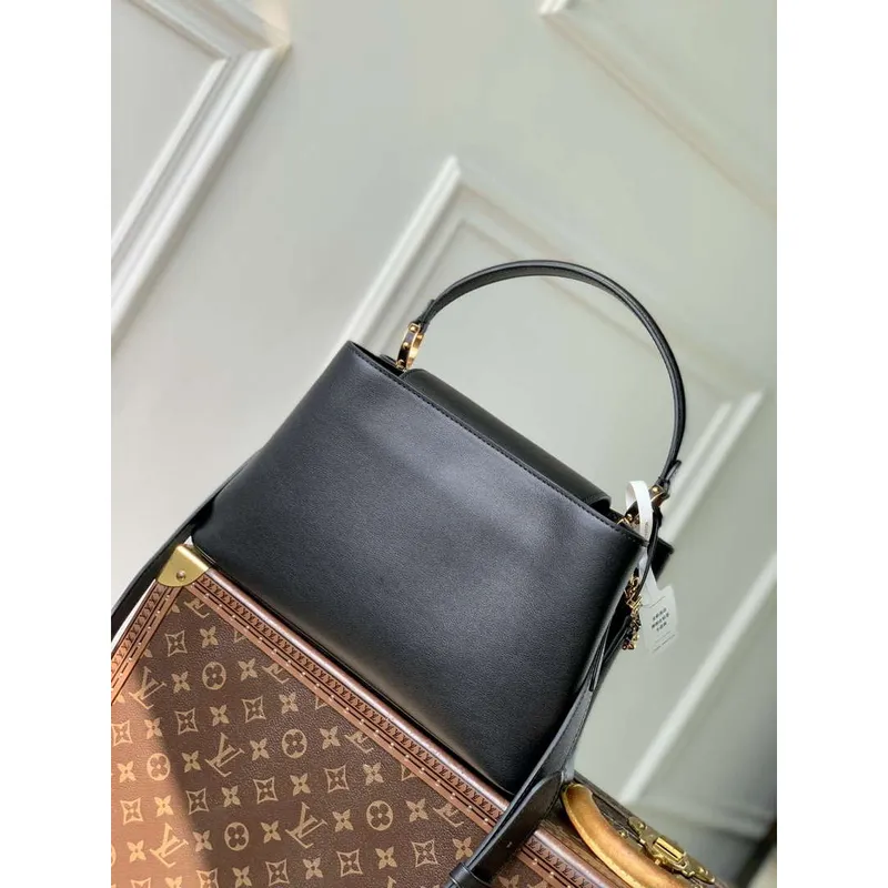 LV M12924 Louis Vuitton Capucines MM Souple Taška Černá