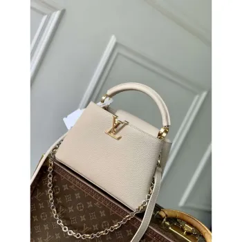 LV M12938 Louis Vuitton Capucines BB Kabelka Quartz Bílá