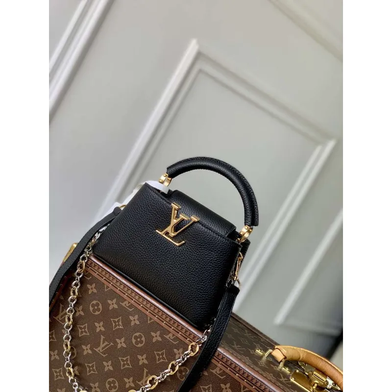 LV M12936 Louis Vuitton Capucines Mini Kabelka Černá