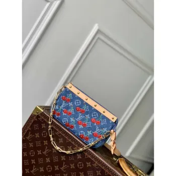 LV M13994 Louis Vuitton LV x TM Pochette Accessoires