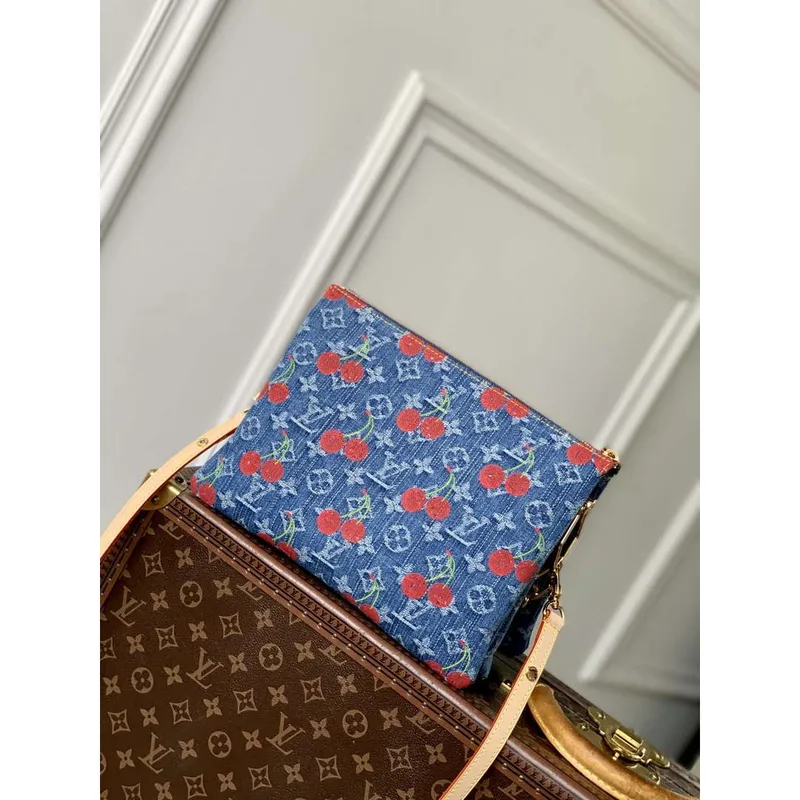 LV M14978 Louis Vuitton LV x TM Coussin PM Taška