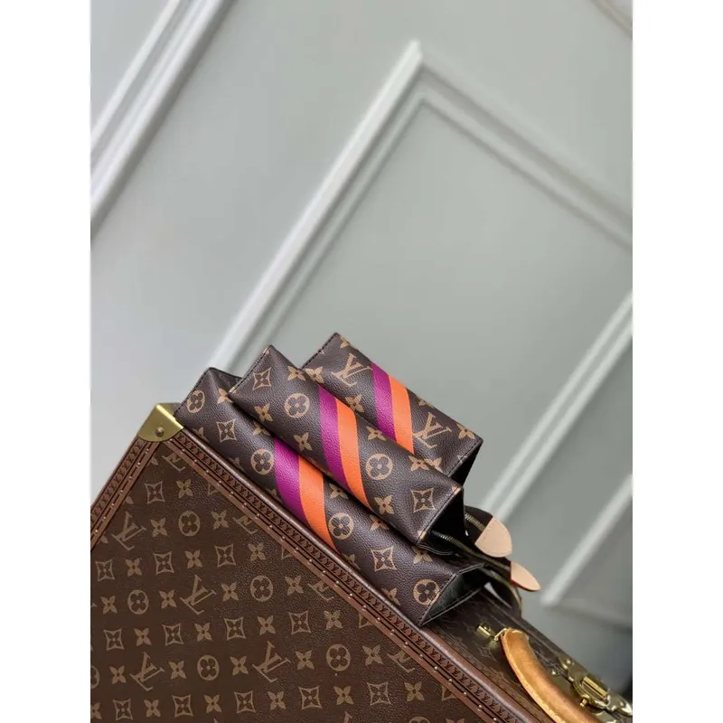 LV P01952 Louis Vuitton Trio Toaletní taška Mon Monogram Hnědá