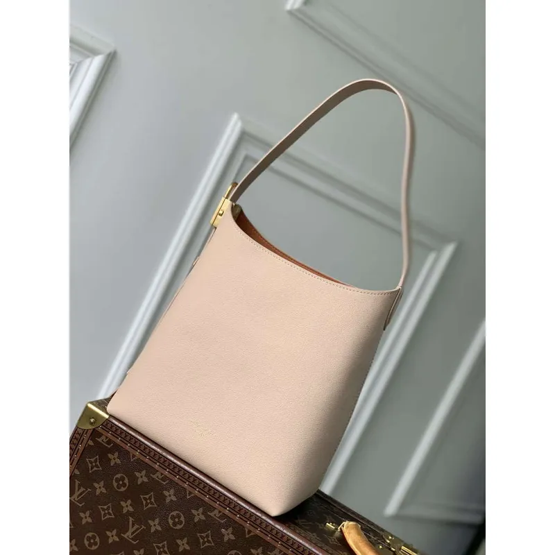 LV M14265 Louis Vuitton Low Key Hobo PM Taška Ořechová