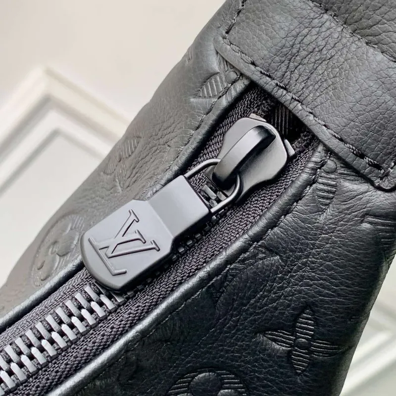 LV M14778 Louis Vuitton Hobo Cargo Taška Černá