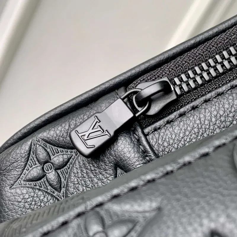 LV M14778 Louis Vuitton Hobo Cargo Taška Černá