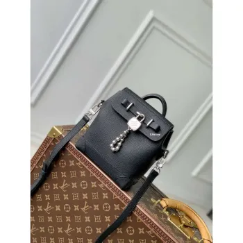 LV M11637 Louis Vuitton Steamer 15 Kompaktní městská taška Černá