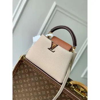 LV M12956 Louis Vuitton Capucines BB Taška z kůže Taurillon Galet Šedá