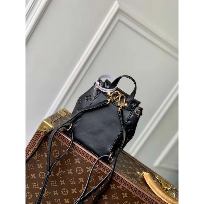 LV M13387 Louis Vuitton Coussin Batoh Mini Černý