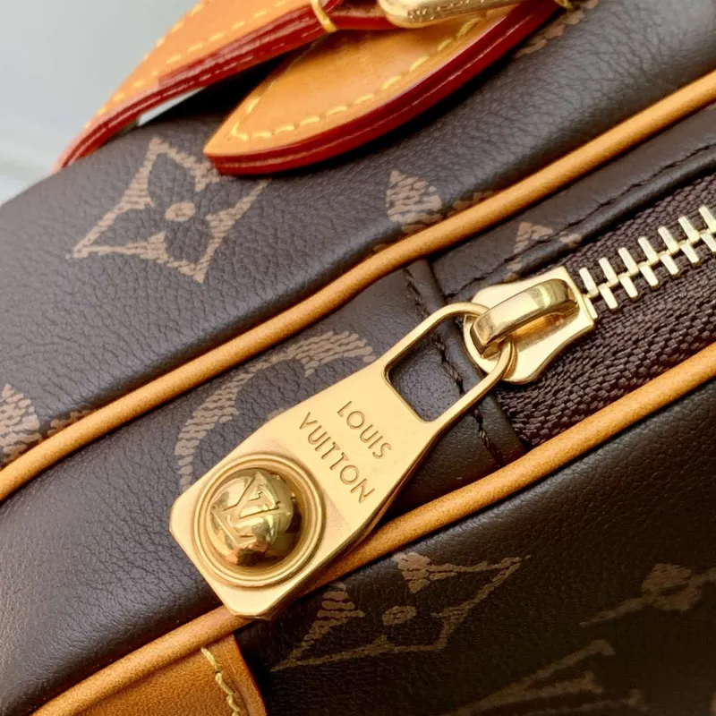 LV M14024 Louis Vuitton Amazone Crossbody Taška Monogram