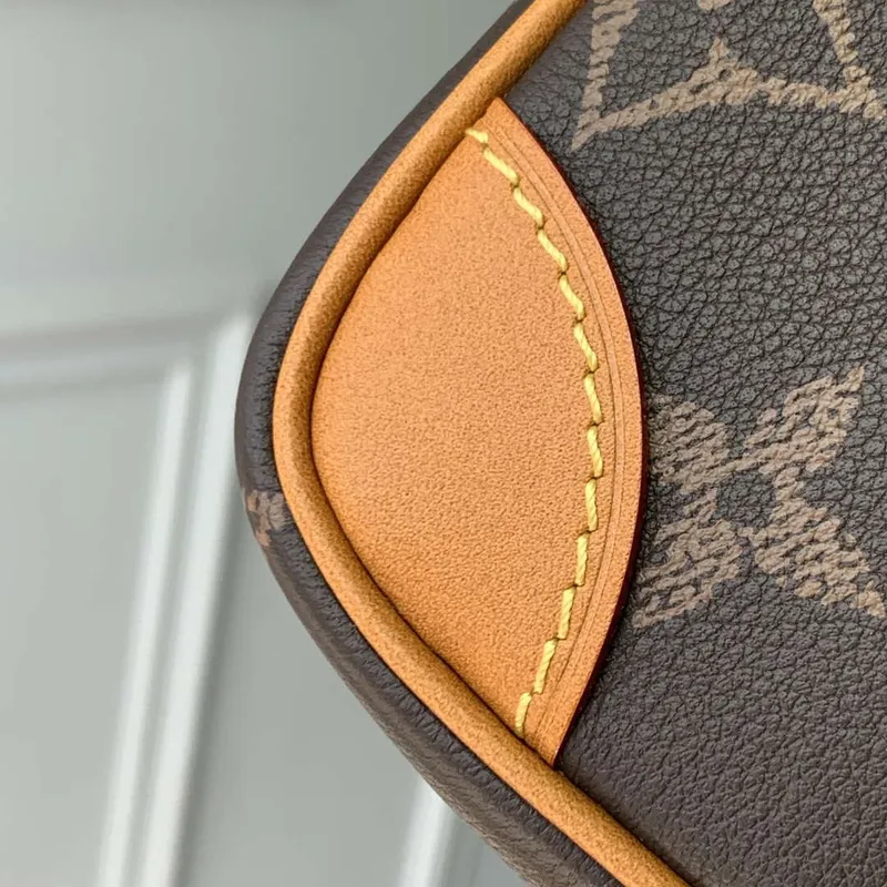 LV M14024 Louis Vuitton Amazone Crossbody Taška Monogram