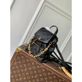LV M13357 Louis Vuitton Coussin Batoh PM Černý