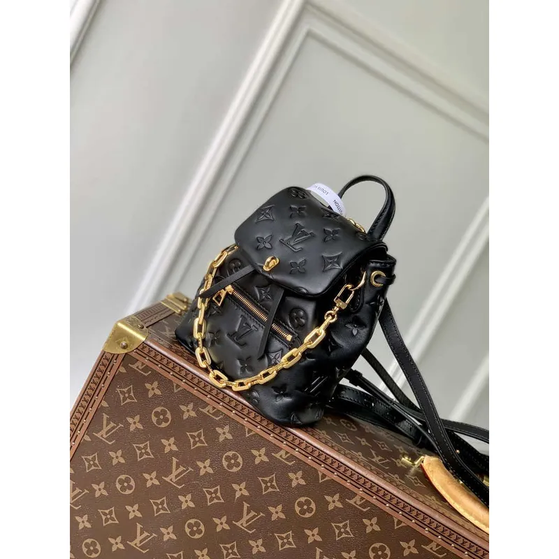 LV M13357 Louis Vuitton Coussin Batoh PM Černý