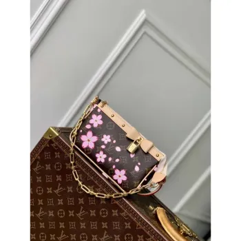 LV M13666 Louis Vuitton LV x TM Pochette Accessoires Monogram