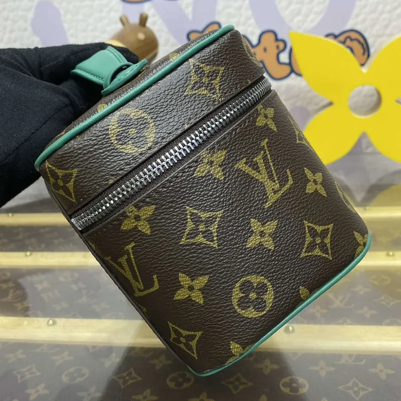 Louis Vuitton LV M12647 Nice Mini Vanity Case Monogram plátno Zelená