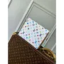 LV M13746 Louis Vuitton LV x TM Toaletní taška Multicolor