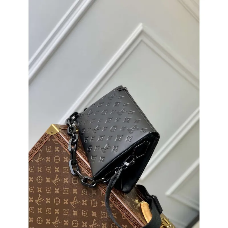 LV M11370 Louis Vuitton Coussin PM Kabelka Černá