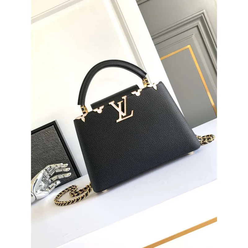 LV M25404 Louis Vuitton Capucines BB Taška Černá
