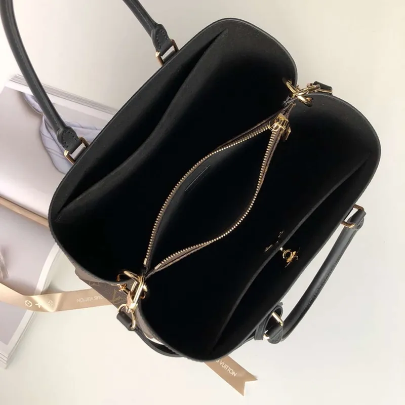 LV M43550 Louis Vuitton Květinová taška Monogram Černá