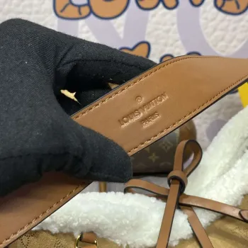 LV M11843 Louis Vuitton CarryAll PM Suede kožená taška béžová